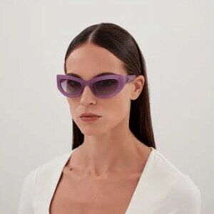 Gucci GG1784S 004 Sunglasses Matte Lilac Cat Eye Frame, Violet Lenses